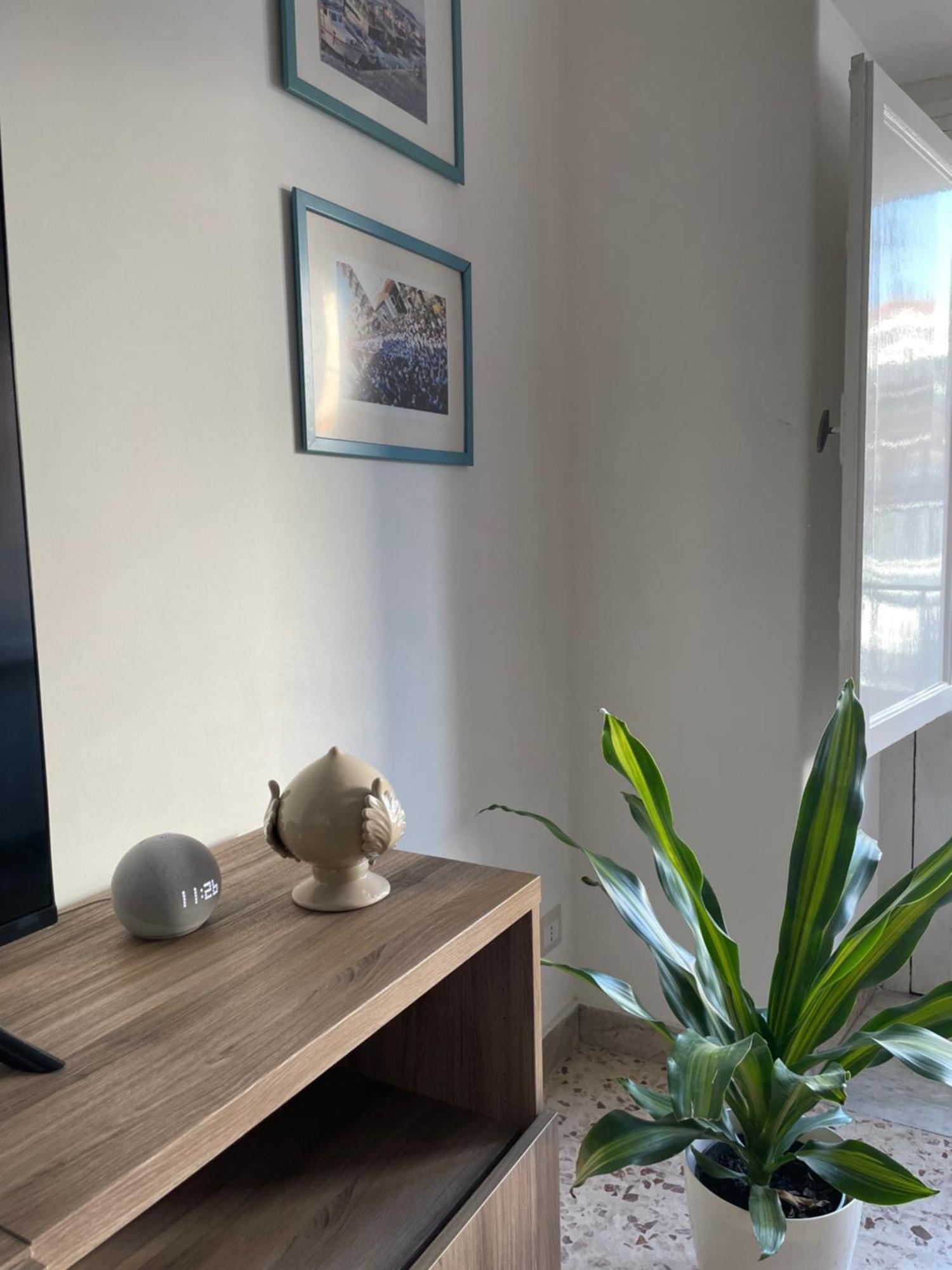 Lorenzo'S House Catania City Centre - Comfortable Large Apartment With 2 Bedrooms And 2 Baths, Close To Trains, Metro And Bus Station Zewnętrze zdjęcie